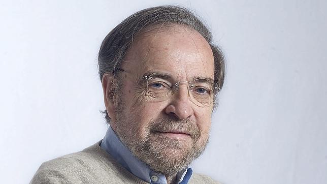 Antonio Burgos: «En Cádiz me ponen un paseo y en Sevilla me mandan a paseo»