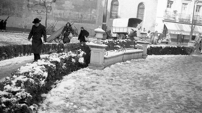 Sevilla cumple sesenta años sin ver la nieve en sus calles