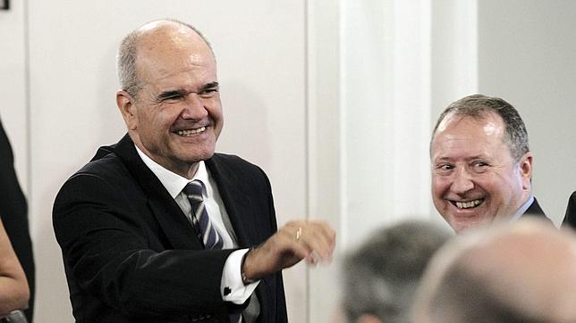 El expresidente de la Junta, Manuel Chaves, considera que si Susana Díaz se marcha a Ferraz «sería bueno para España y para Andalucía»