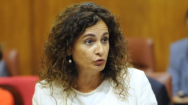 La consejera de Hacienda, María Jesús Montero, este jueves en el Parlamento andaluz