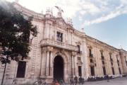 La Hispalense tiene puesta su esperanza en el modelo de financiación de universidades de la Junta. Archivo