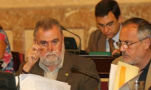 IU cubre con afiliados los puestos de los tres despedidos de Sevilla Global
