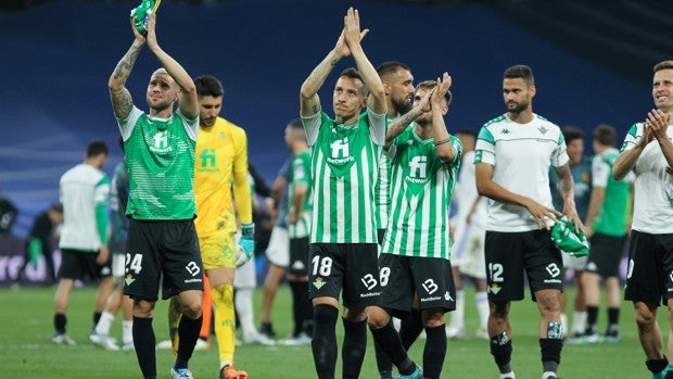 Betis: Hummel regresa al Betis con las calzonas negras