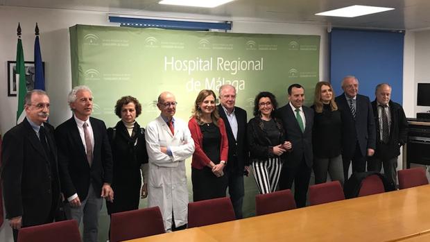 La consejera de Salud antes de la reunión con los expertos en Málaga