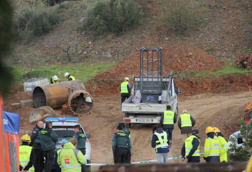 Cápsula para bajar al pozo en la zona de rescate