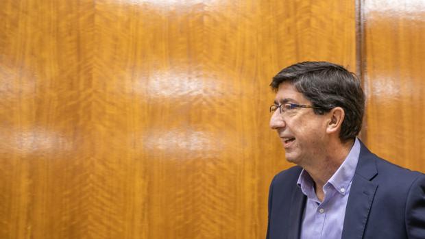 El vicepresidente de la Junta, Juan Marín, en comisión parlamentaria