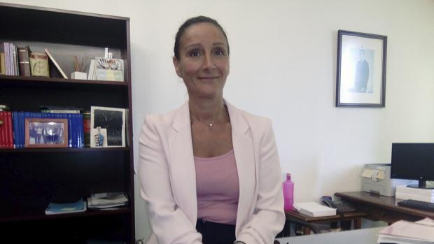 La juez de Instrucció número seis de Sevilla, María Núñez Bolaños, en su despacho
