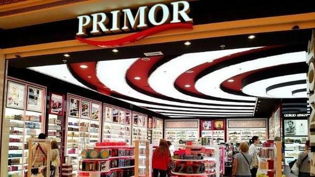 Primor, la perfumería malagueña que brilla en la Puerta del Sol