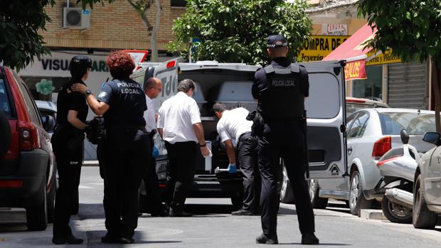 Agentes de Policía en el lugar de los hechos