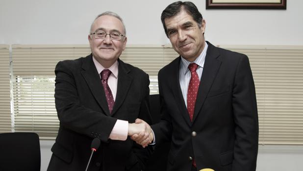 Francisco Guerrero, decano de los jueces de Sevilla, junto al presidente del TSJA, Lorenzo del Río