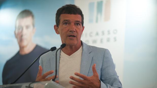 Antonio Banderas en la presentación de la urbanización de lujo «Picasso Towers» en Málaga capital