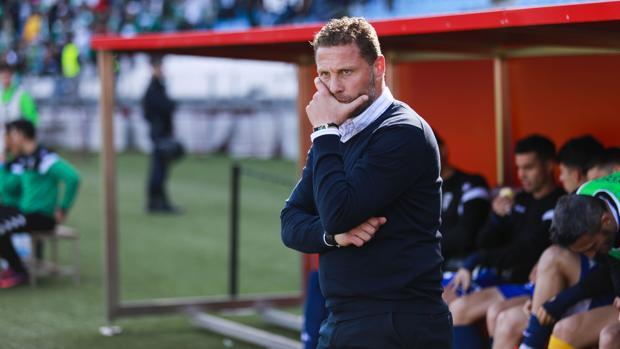 Curro Torres, en su etapa como entrenador del Córdoba CF