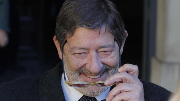 Francisco Javier Guerrero, exdirector de Trabajo, a su salida de la Audiencia de Sevilla