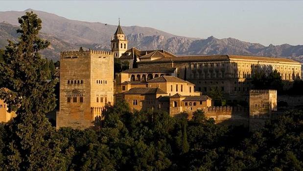 Vista panorámica de la Alhambra de Granada