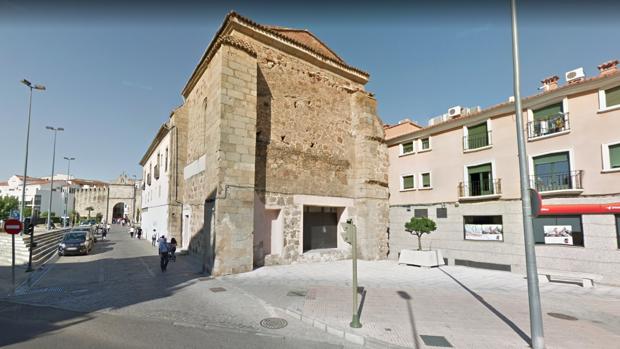 El antiguo Hospital de la Santa Cruz de San Roque de Plasencia