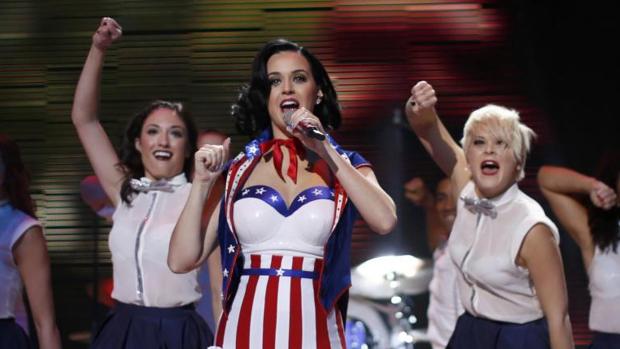 Katy Perry durante un concierto en 2013