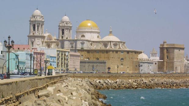 Vista de la catedral de Cádiz