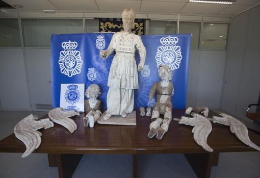 Grupo escultórico encontrado en la investigación