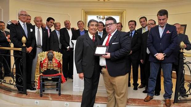 Homenaje del club taurino José Fuentes celebrado en 2015 con motivo del 50 aniversario de su alternativa
