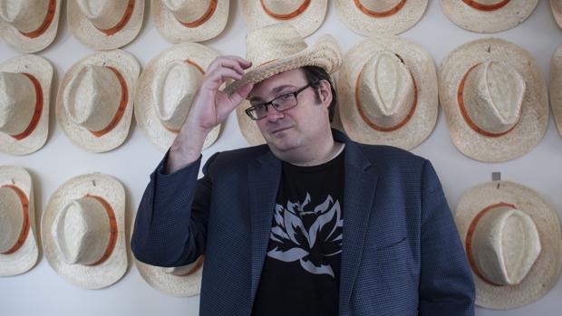 Brandon Sanderson