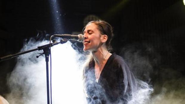 Inés Bayo, en un concierto