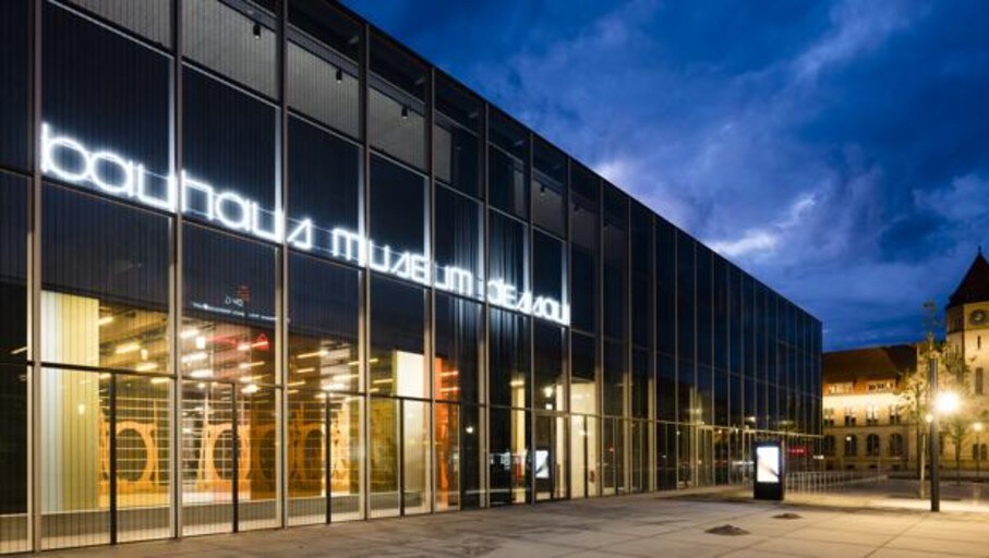 El nuevo Museo Bauhaus de Dessau tiene acento español
