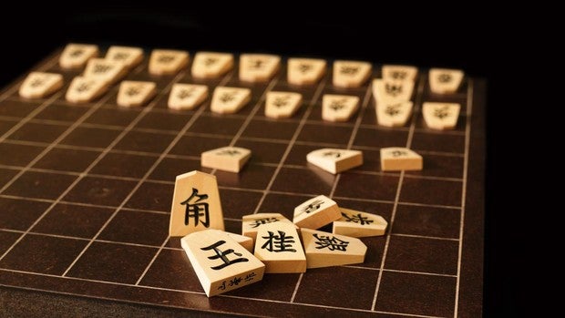 Juegos de mesa de origen oriental, diversión de madera