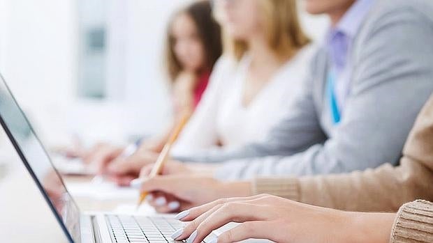 El informe dice que ha bajado la participación de los parados en la formación