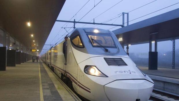 Renfe refuerza su compromiso con la puntualidad