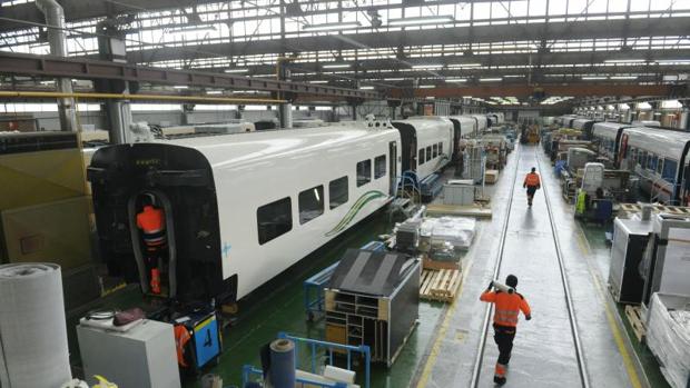 La incertidumbre que ha rodeado varios de los proyectos de Talgo ha mantenido la presión a la baja