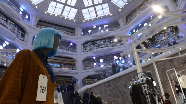 Interior de la tienda de Primark en Gran Vía