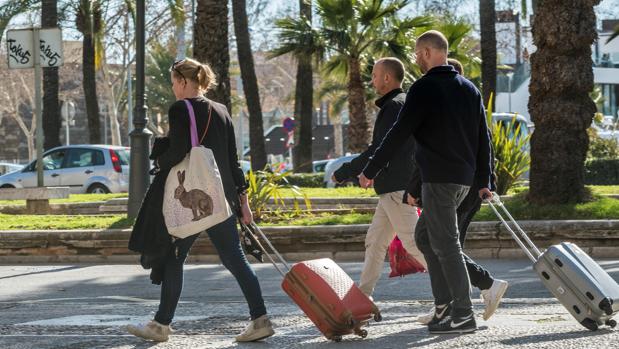 La ecotasa entró en vigor el 1 de julio de 2016 por la que, en temporada alta, se pagará entre 1 y 4 euros por persona / día