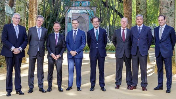 De izquierda a derecha, José Manuel García-Quílez, Adolfo Cuéllar, Ricardo Astorga, Javier Romero Iribas; Javier Romero Martínez-Cañavate, Miguel Cuéllar, Jerónimo Zamora y Ángel Zamora González de la Peña