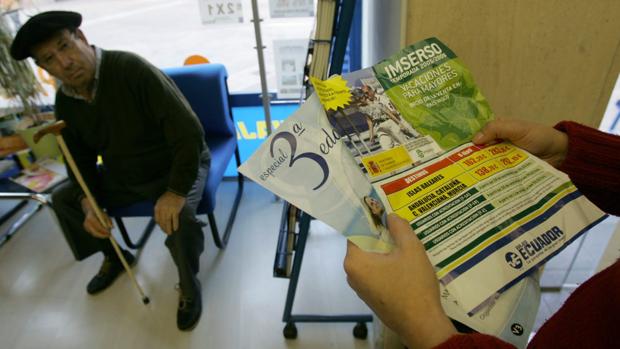 Los hoteleros critican los «requisitos imposibles o excesivamente gravosas para las empresas