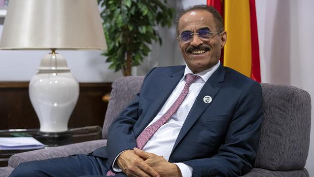 El ministro de Desarrollo de Infraestructuras de Emiratos Árabes Unidos (EAU), Abdulla Bilhaif Al-Nuaimi, durante la entrevista con ABC