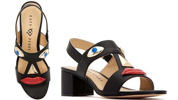 Los polémicos zapatos en su versión sandalia