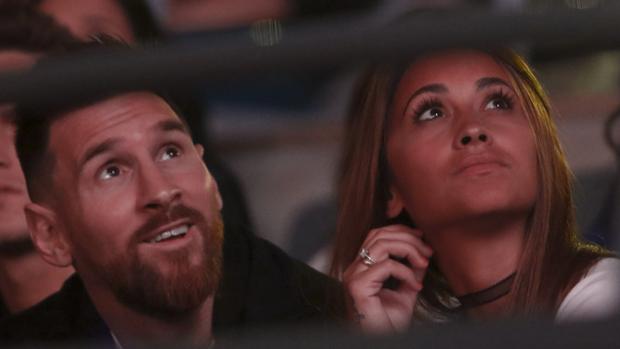 Messi y Antonella Roccuzzo