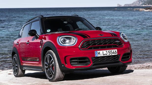 El nuevo MINI John Cooper Works Countryman llega con 231 caballos