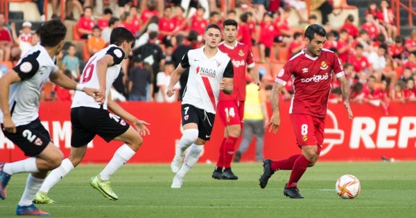 Nástic de Tarragona - Sevilla Atlético: El filial se jugará la salvación en  la final del Jesús Navas (1-0)
