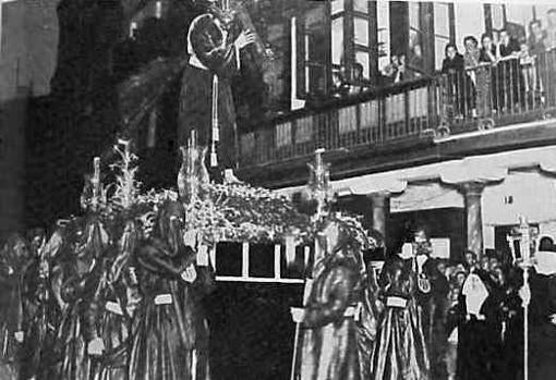 El Señor de Pasión, en andas el Jueves Santo de 1941