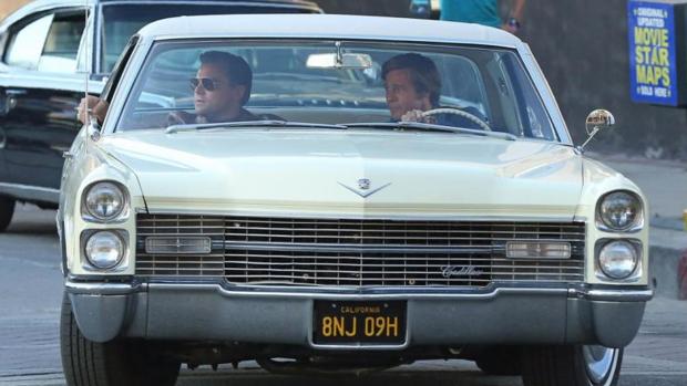 Leonardo DiCaprio y Brad Pitt, durante el rodaje