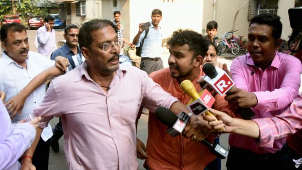 El actor Nana Patekar, acosado por los medios después de las acusaciones de la actriz Tanushree Dutta