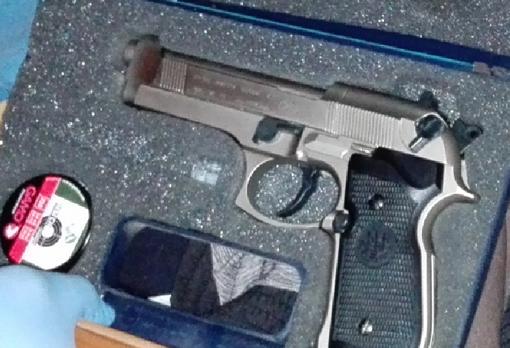 Pistola incautada