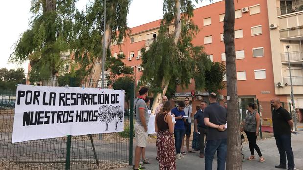 Los vecinos se concentraron en la zona al inicio de las obras previstas por los operarios municipales