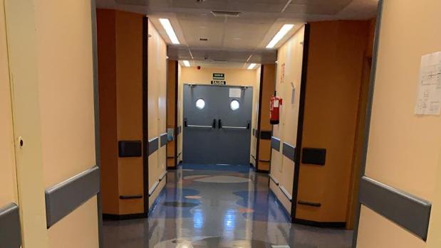 Uno de los afectados es un menor que está ingresado en el área de Pediatría del Valme