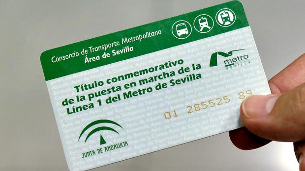 Las Tarjetas De Metro Y Bus De Sevilla Pueden Recargarse Gratis Por Un Fallo De Seguridad