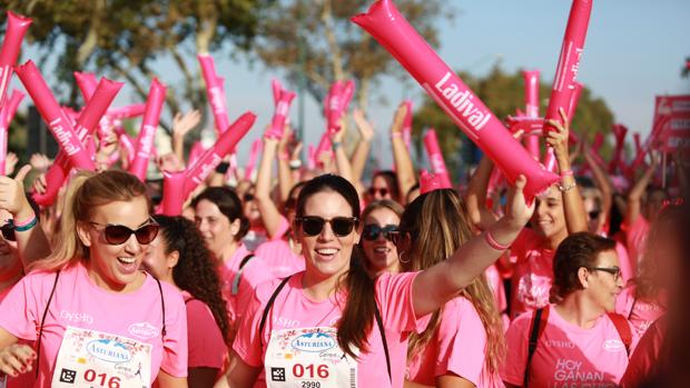 Diez mil mujeres han participado en la Carrera de la Mujer