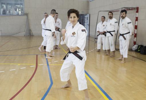 Almudena Meléndez Alarcón durante la exhibición
