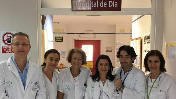 Parte del equipo del Hospital de Día de Diabetes del Virgen del Rocío