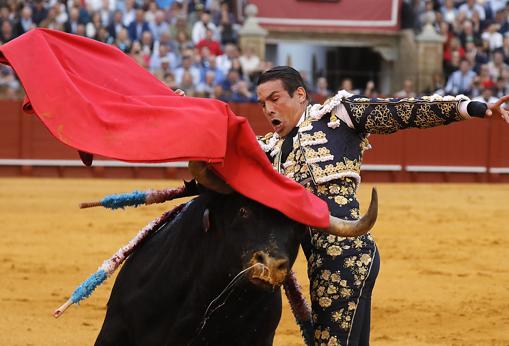 José Mari Manzanares durante su faena